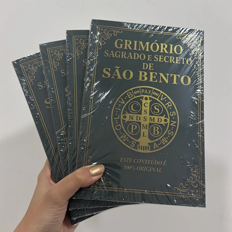 Cliente com o grimório