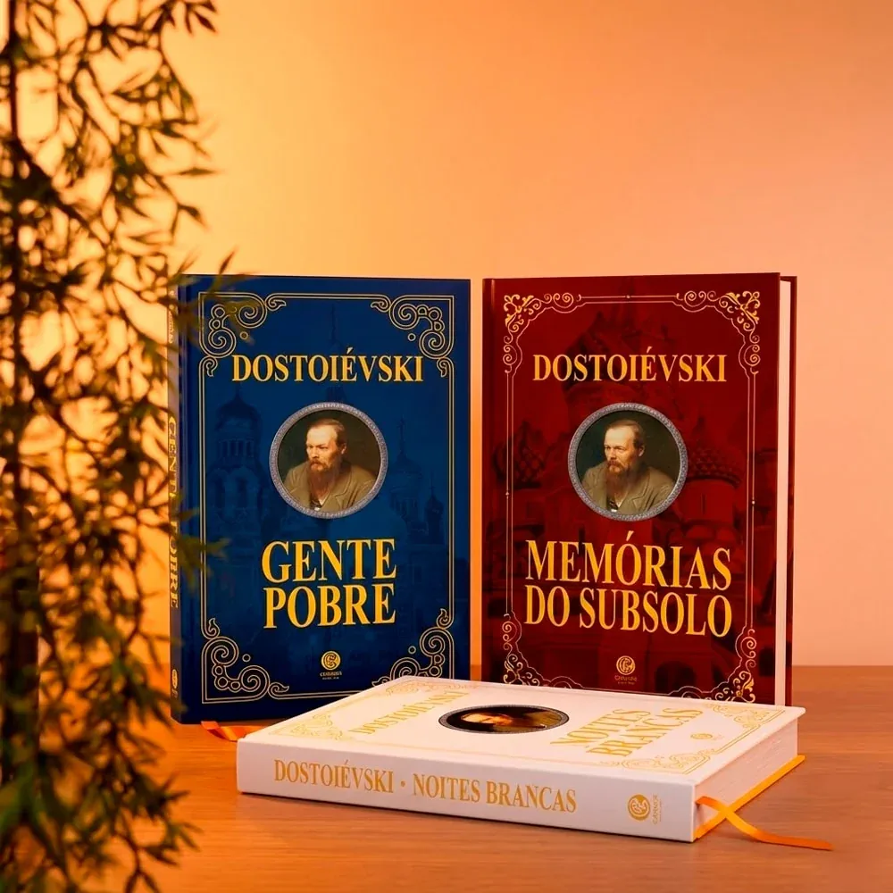 Os três volumes da coleção